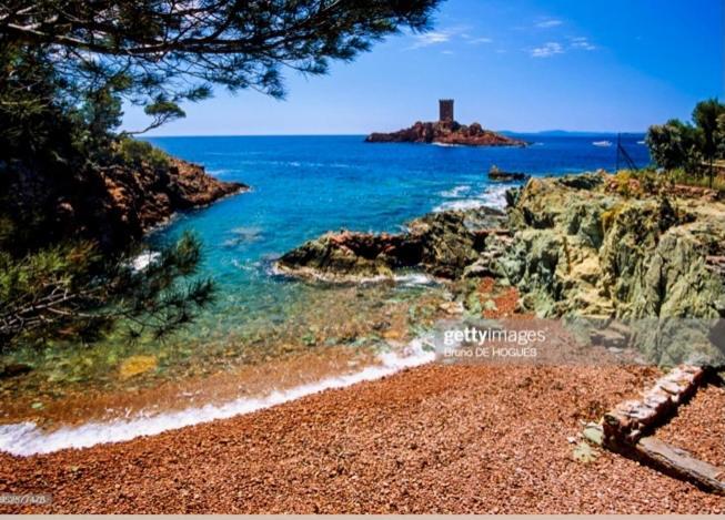 Le Semaphore Saint-Raphael  Luaran gambar